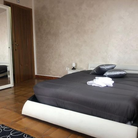 Valentia Rooms Vibo Valentia Exterior foto